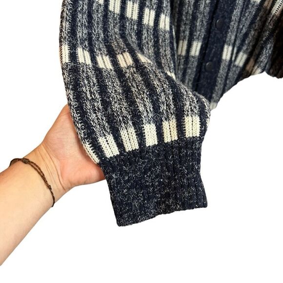 Sears the mens store blue cardigan. Size small/ 36 - Picture 8 of 10